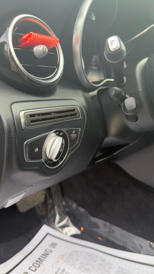 Mercedes-Benz C-Class 4dr Sdn C 300 4MATIC 2015