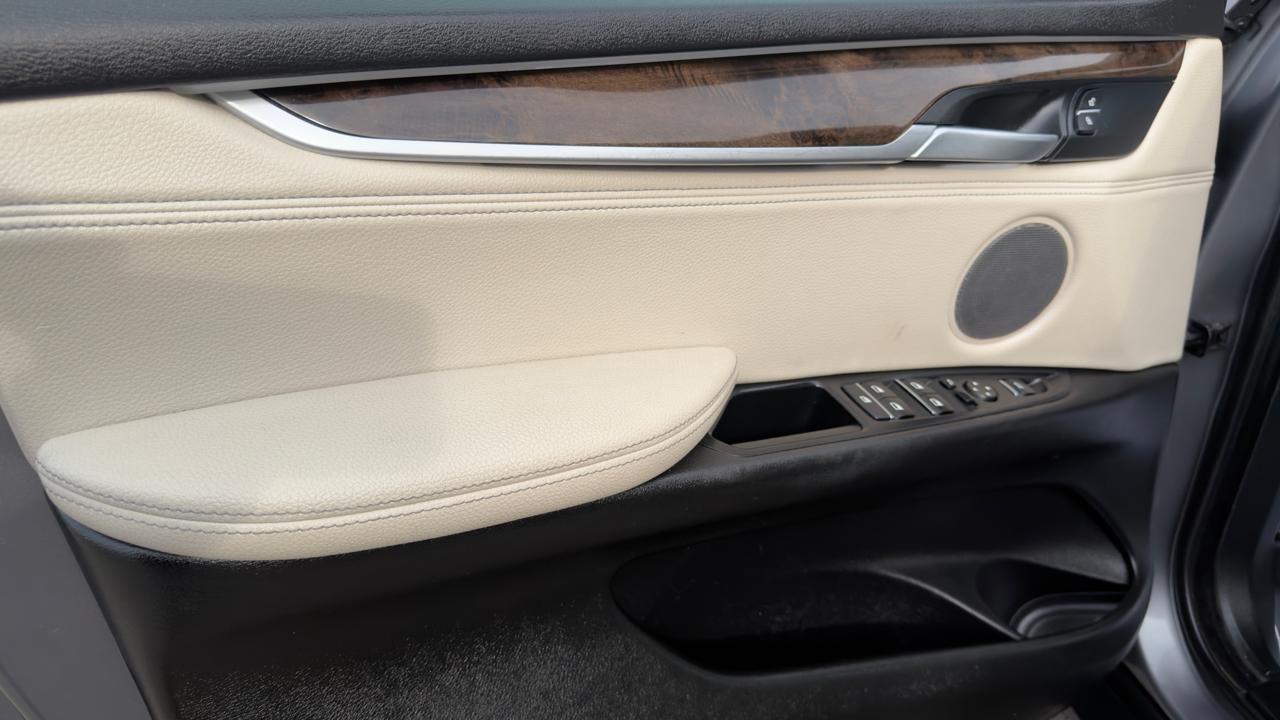 BMW X5 xDrive35i Sports Activity Vehicle 2017