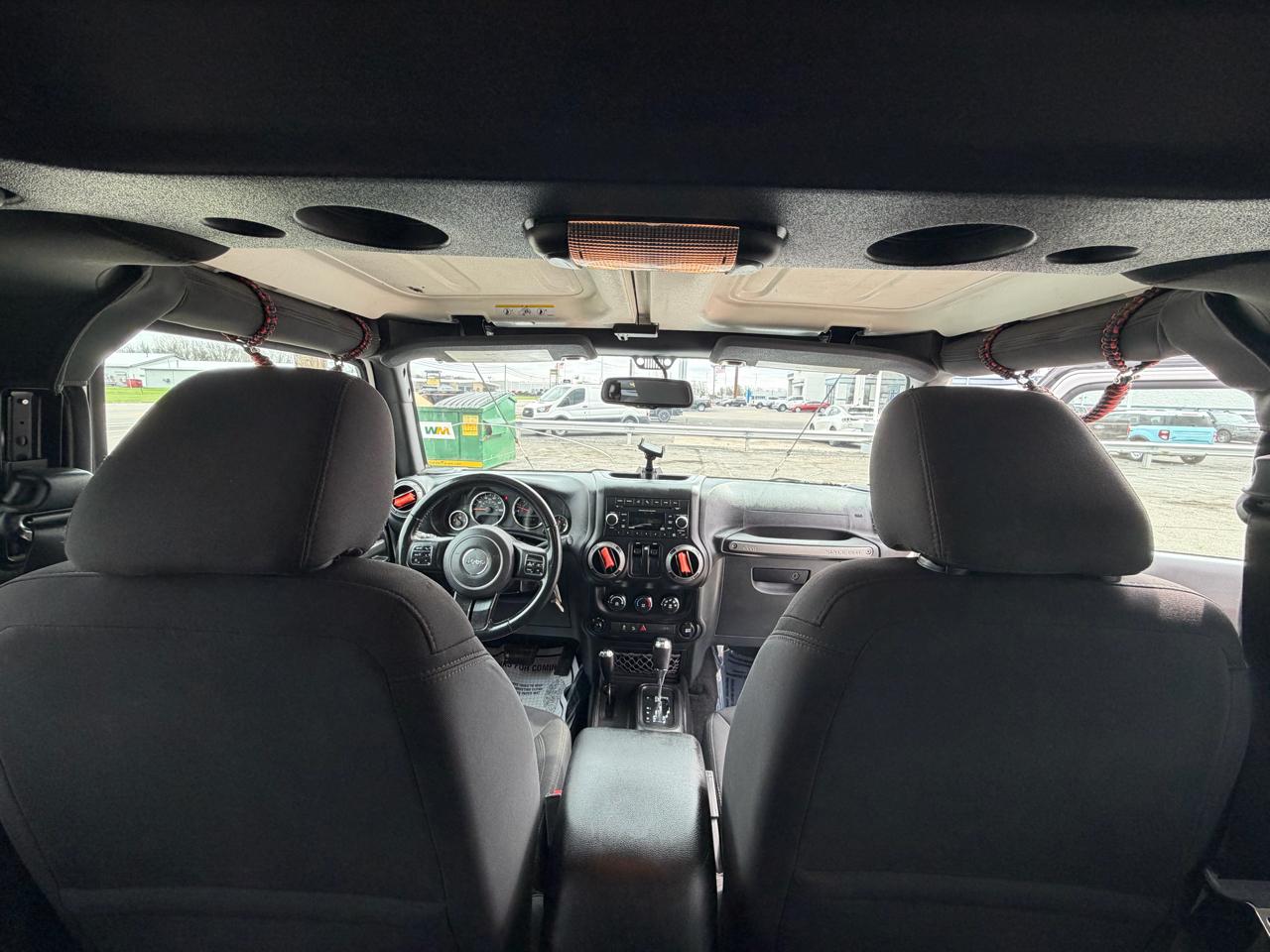 Jeep Wrangler 4WD 2dr Willys Wheeler 2015