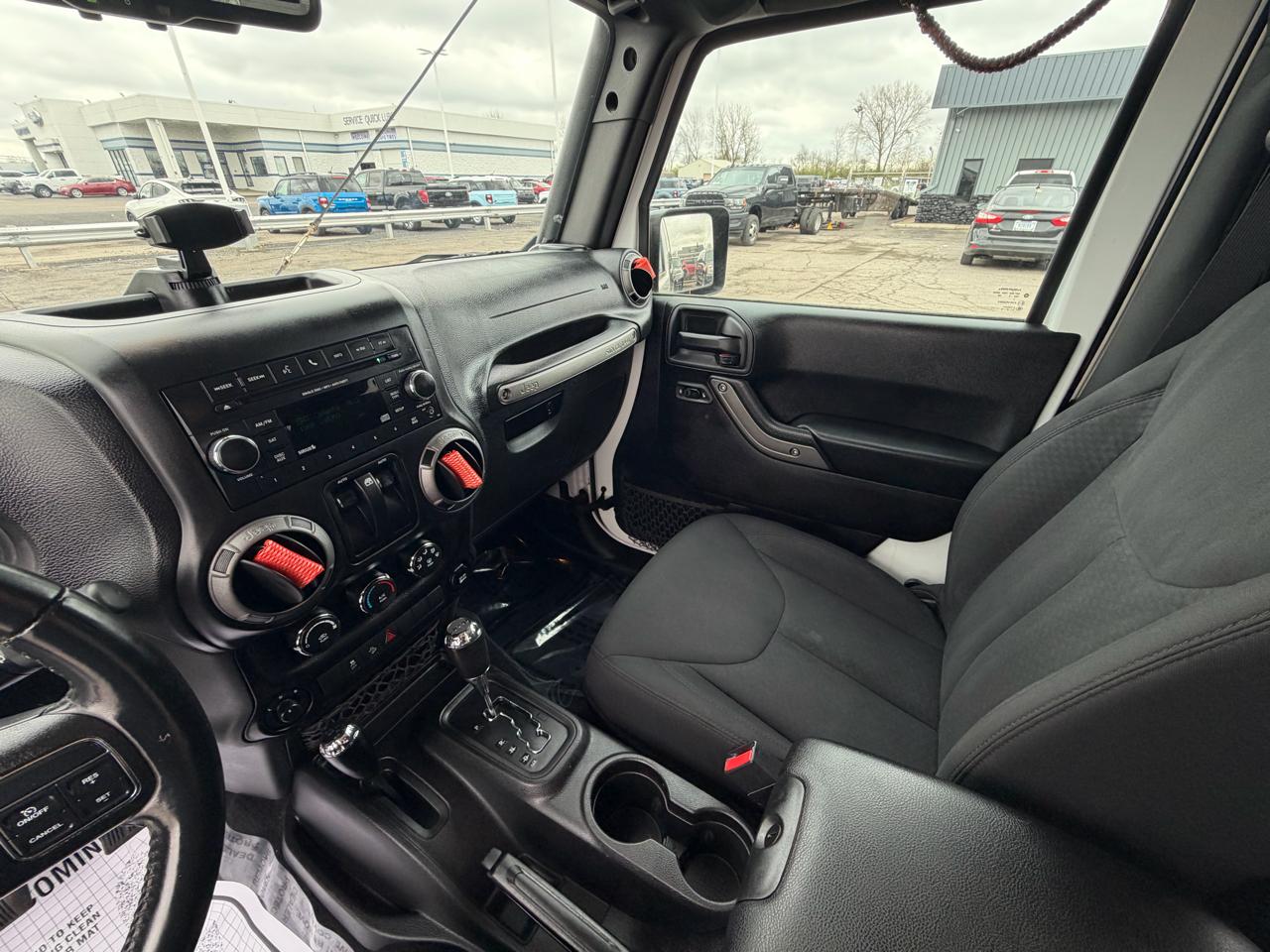 Jeep Wrangler 4WD 2dr Willys Wheeler 2015