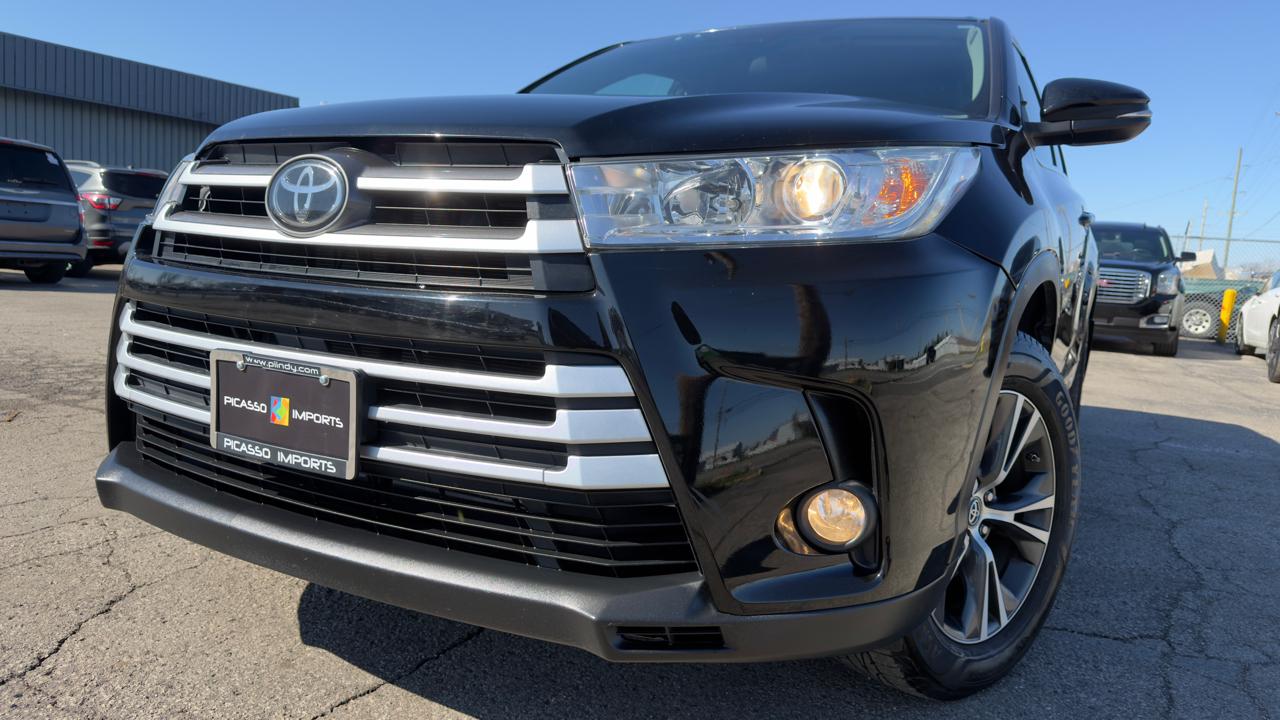 Toyota Highlander LE V6 AWD (Natl) 2018