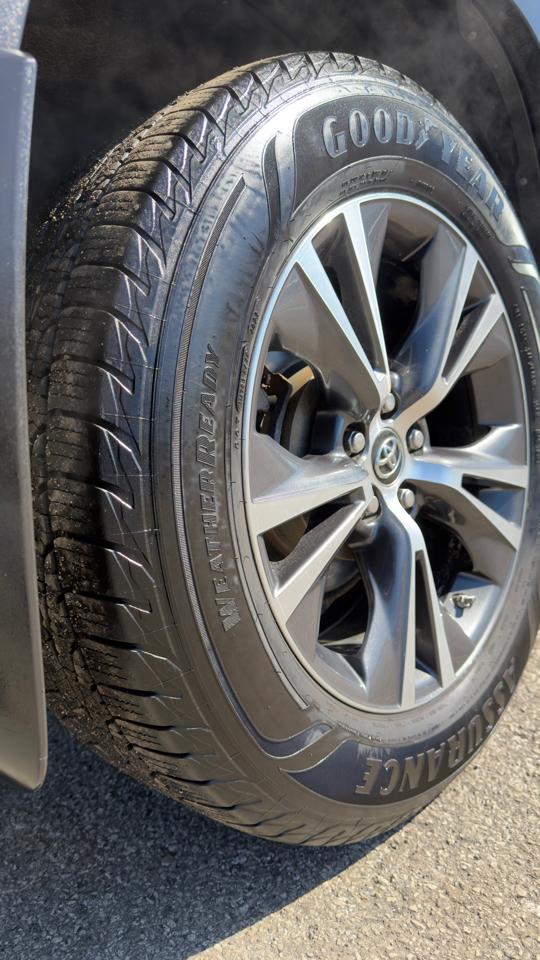 Toyota Highlander LE V6 AWD (Natl) 2018