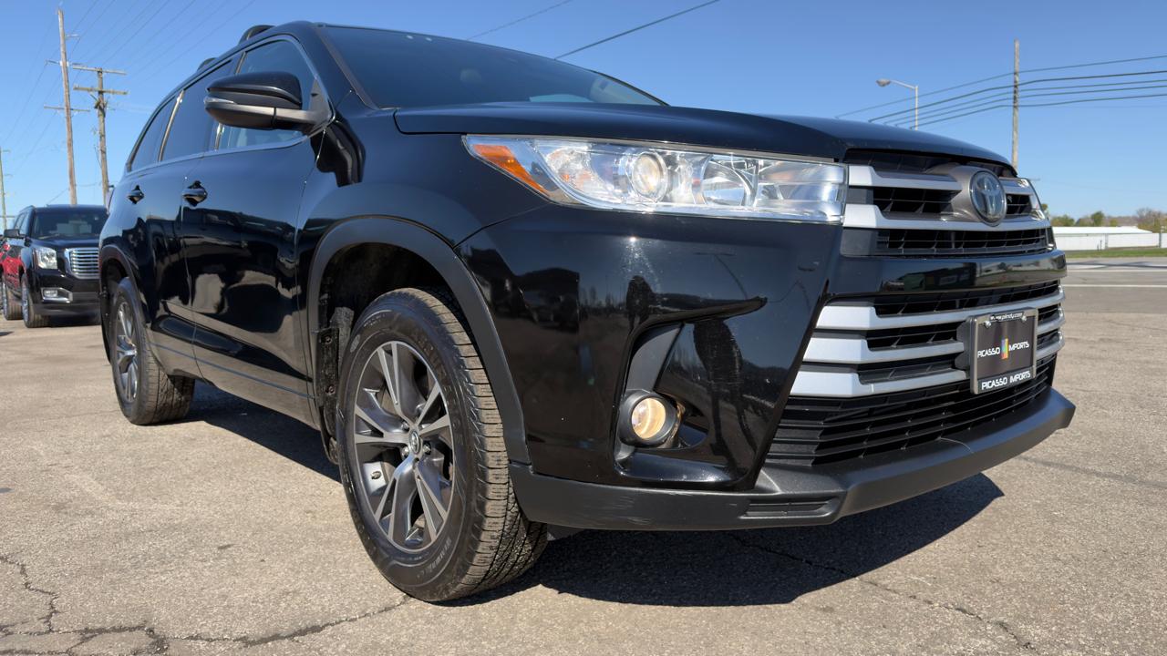 Toyota Highlander LE V6 AWD (Natl) 2018