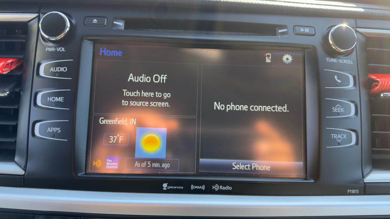 Toyota Highlander LE V6 AWD (Natl) 2018