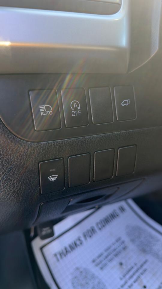 Toyota Highlander LE V6 AWD (Natl) 2018