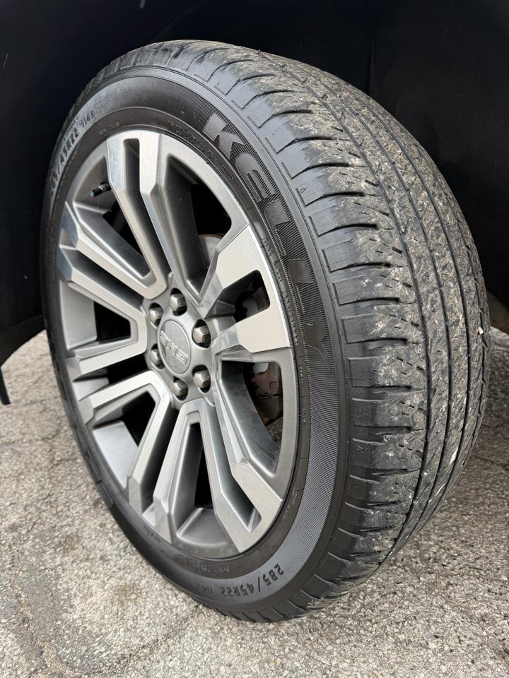 GMC Yukon 4WD 4dr Denali 2018