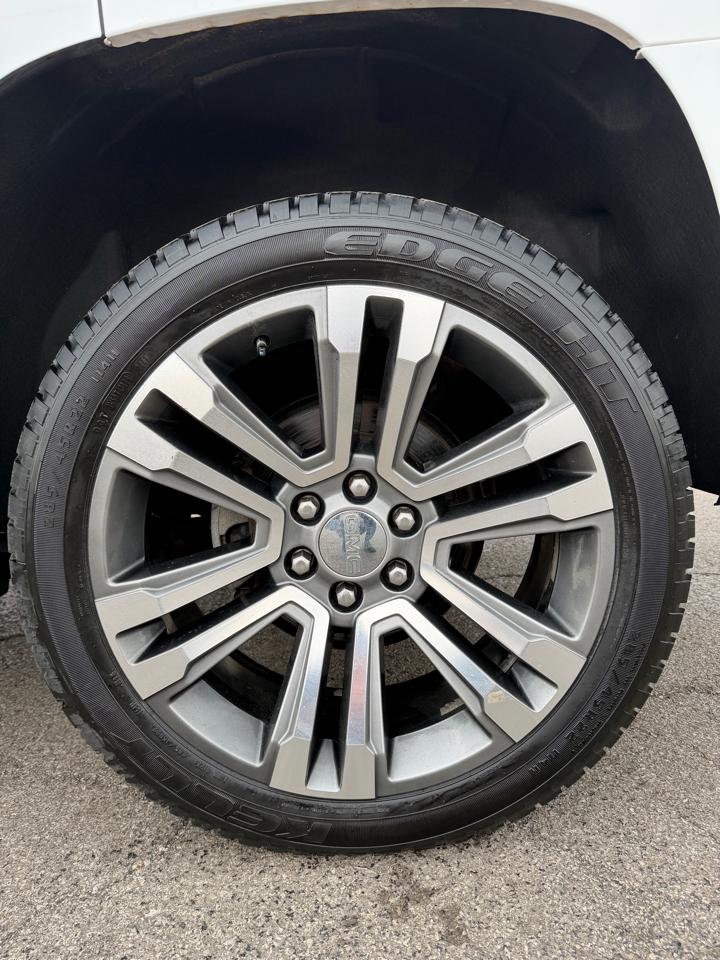 GMC Yukon 4WD 4dr Denali 2018