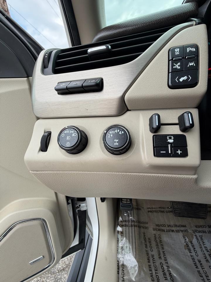 GMC Yukon 4WD 4dr Denali 2018