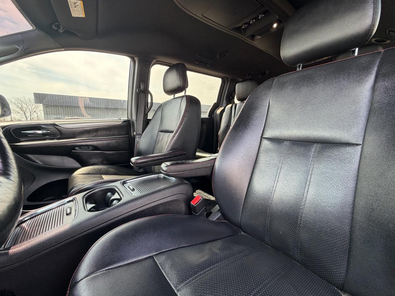 Dodge Grand Caravan GT Wagon Fleet 2017