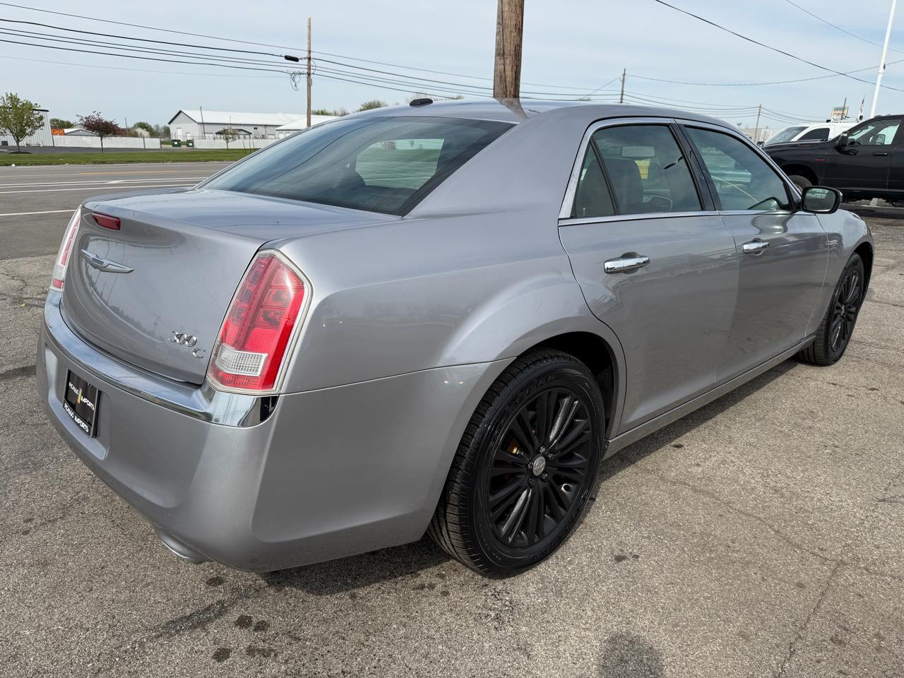Chrysler 300 4dr Sdn 300C AWD 2013