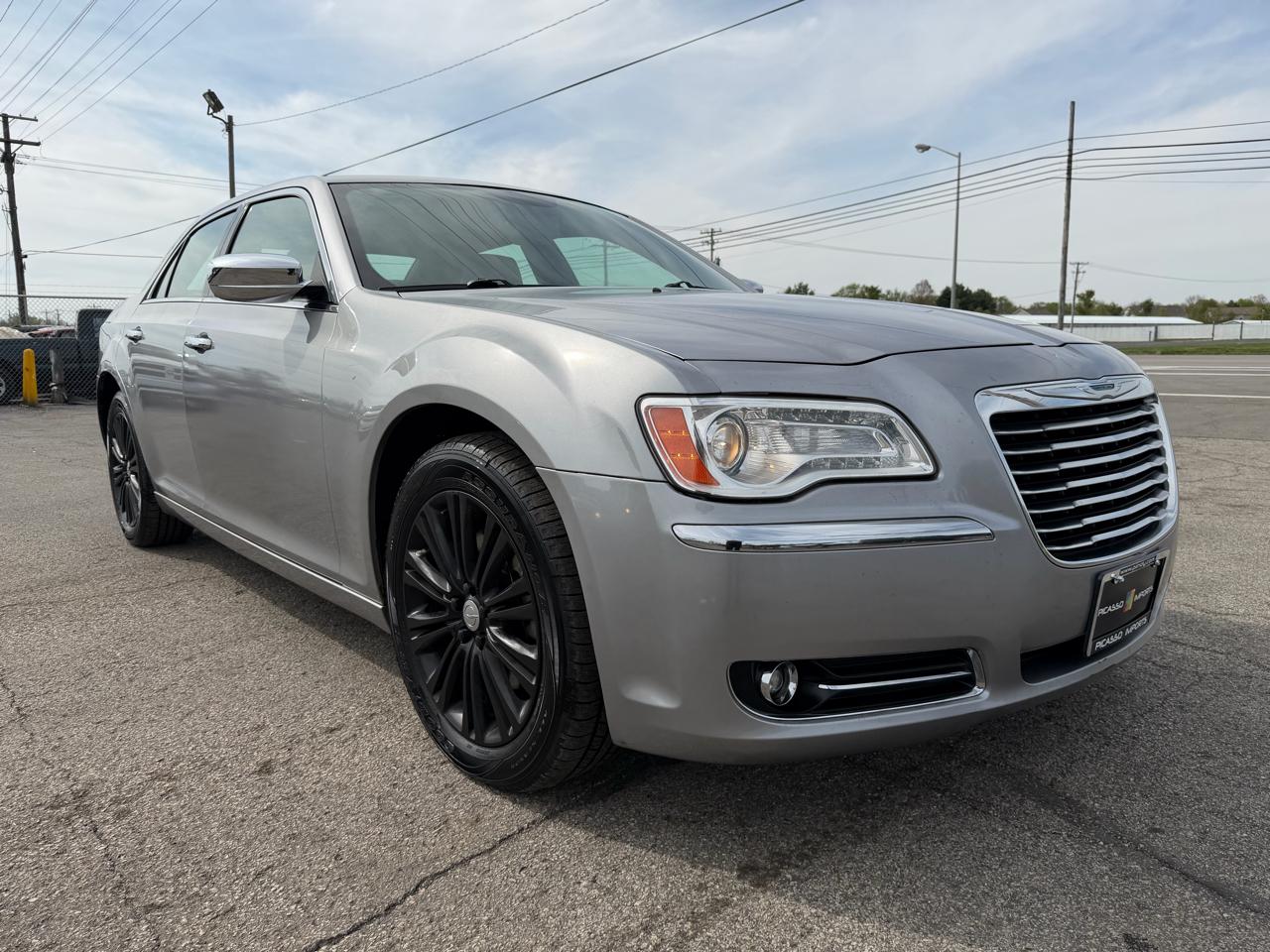 Chrysler 300 4dr Sdn 300C AWD 2013