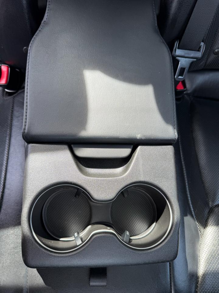 Chrysler 300 4dr Sdn 300C AWD 2013