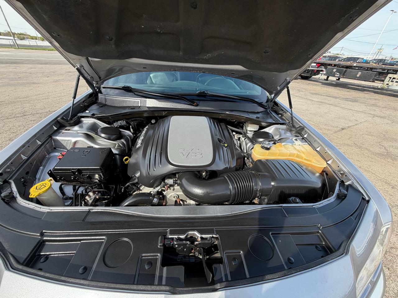 Chrysler 300 4dr Sdn 300C AWD 2013