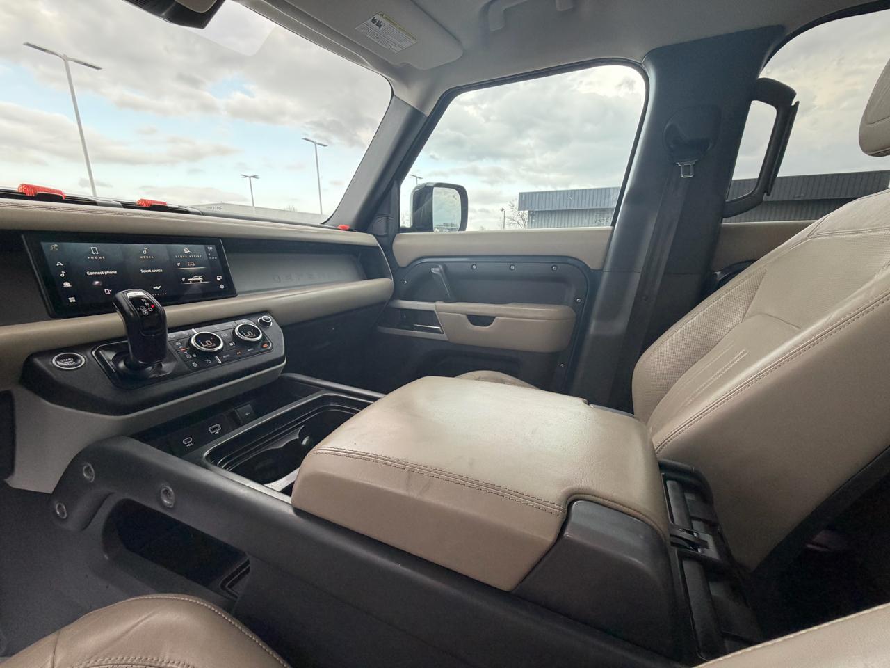 Land Rover Defender 110 HSE AWD 2020