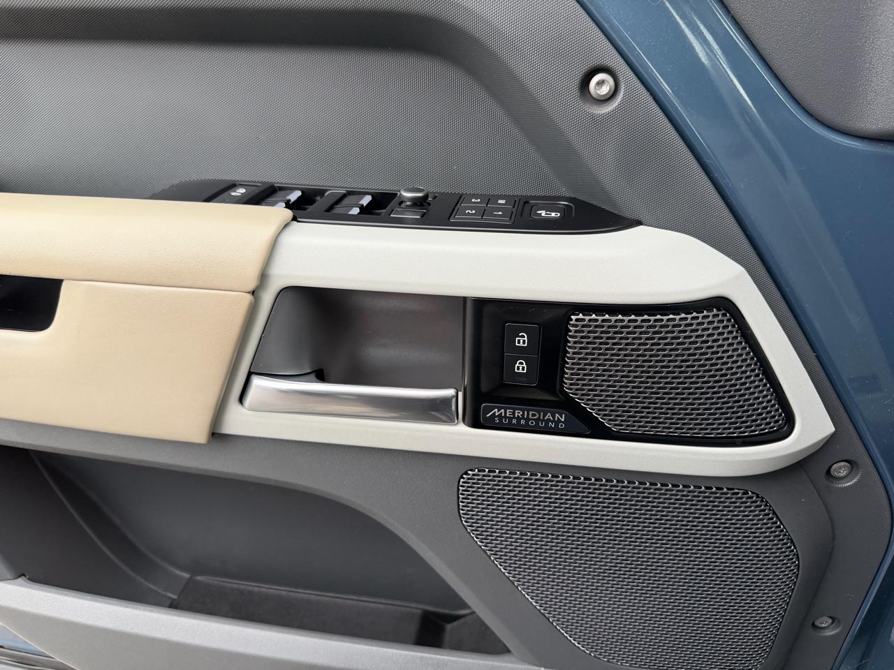 Land Rover Defender 110 HSE AWD 2020