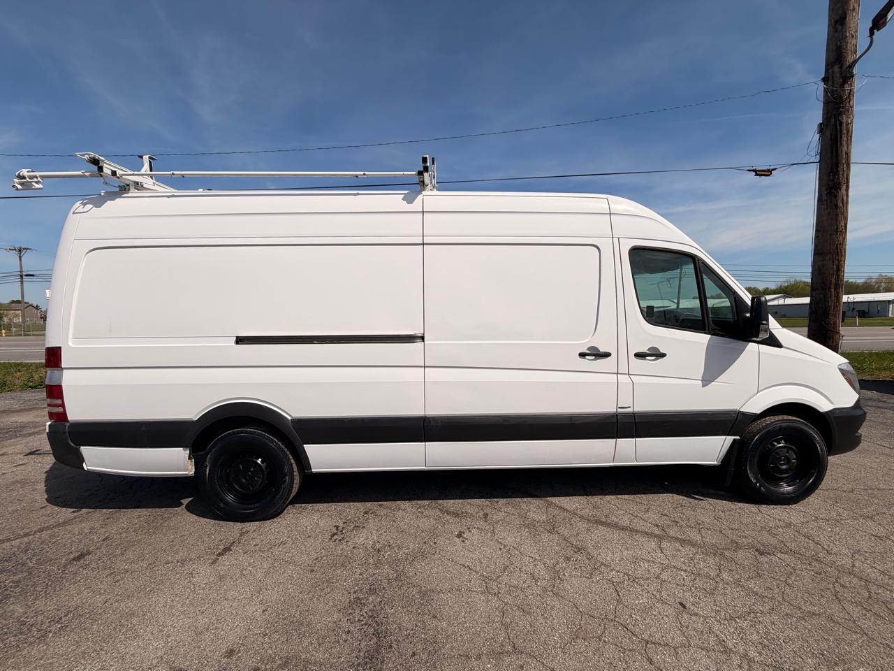 Mercedes-Benz Sprinter Cargo Vans RWD 2500 170" Worker 2016