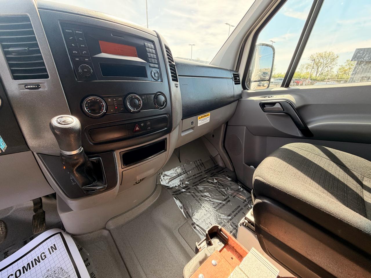 Mercedes-Benz Sprinter Cargo Vans RWD 2500 170" Worker 2016