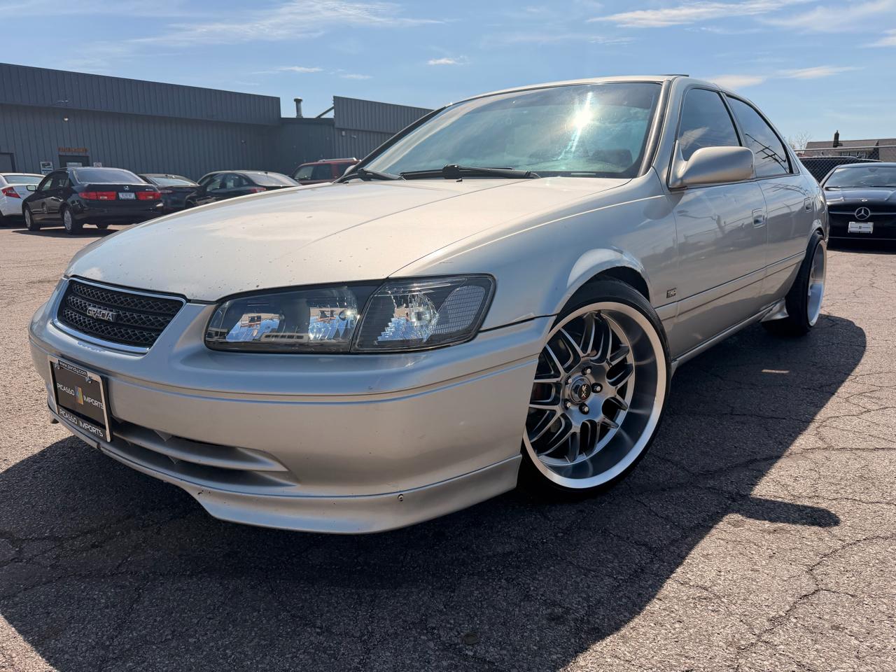 Toyota Camry 4dr Sdn XLE Auto 2000
