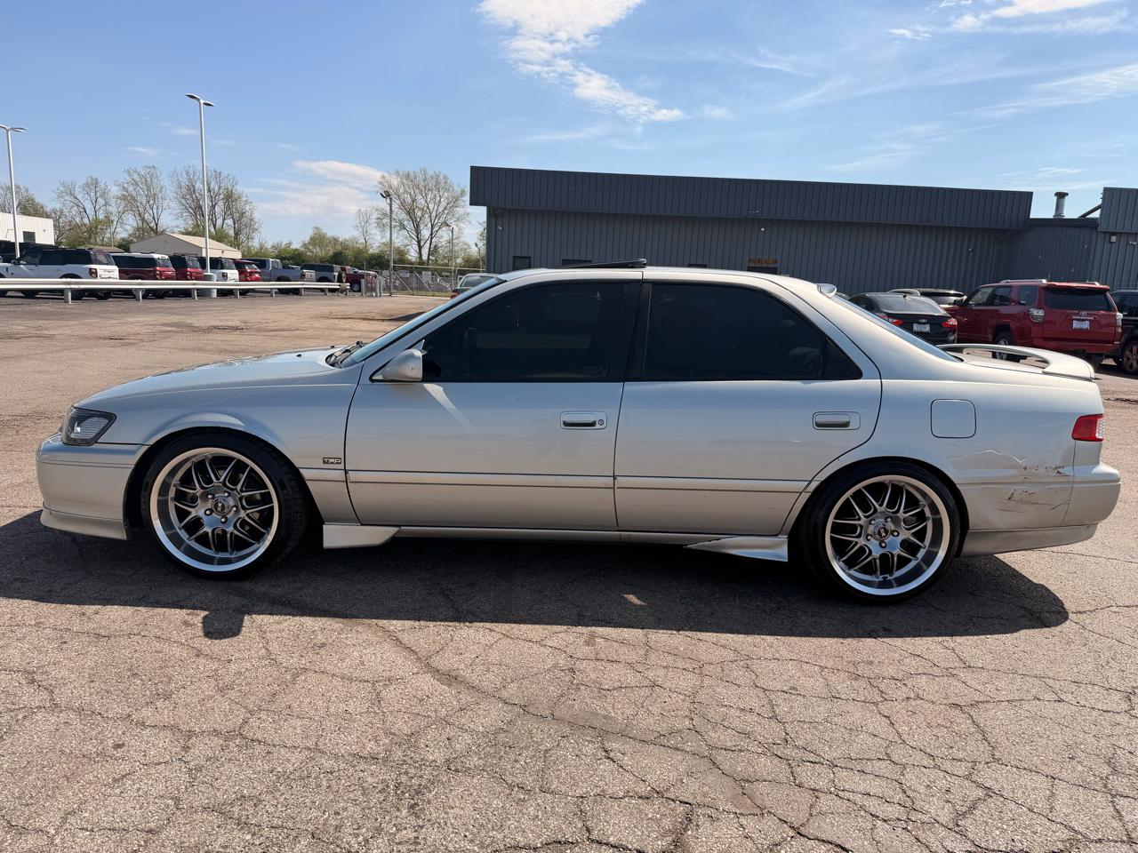 Toyota Camry 4dr Sdn XLE Auto 2000
