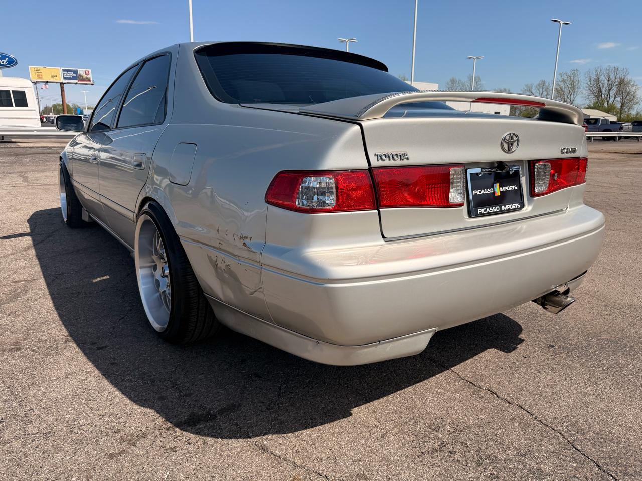 Toyota Camry 4dr Sdn XLE Auto 2000