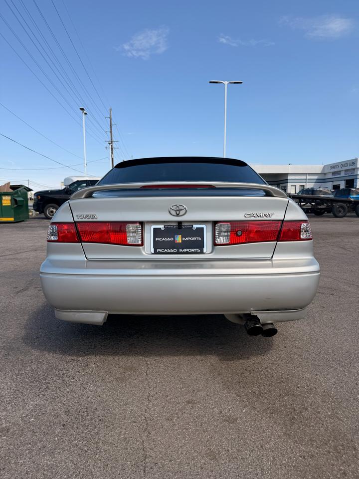 Toyota Camry 4dr Sdn XLE Auto 2000