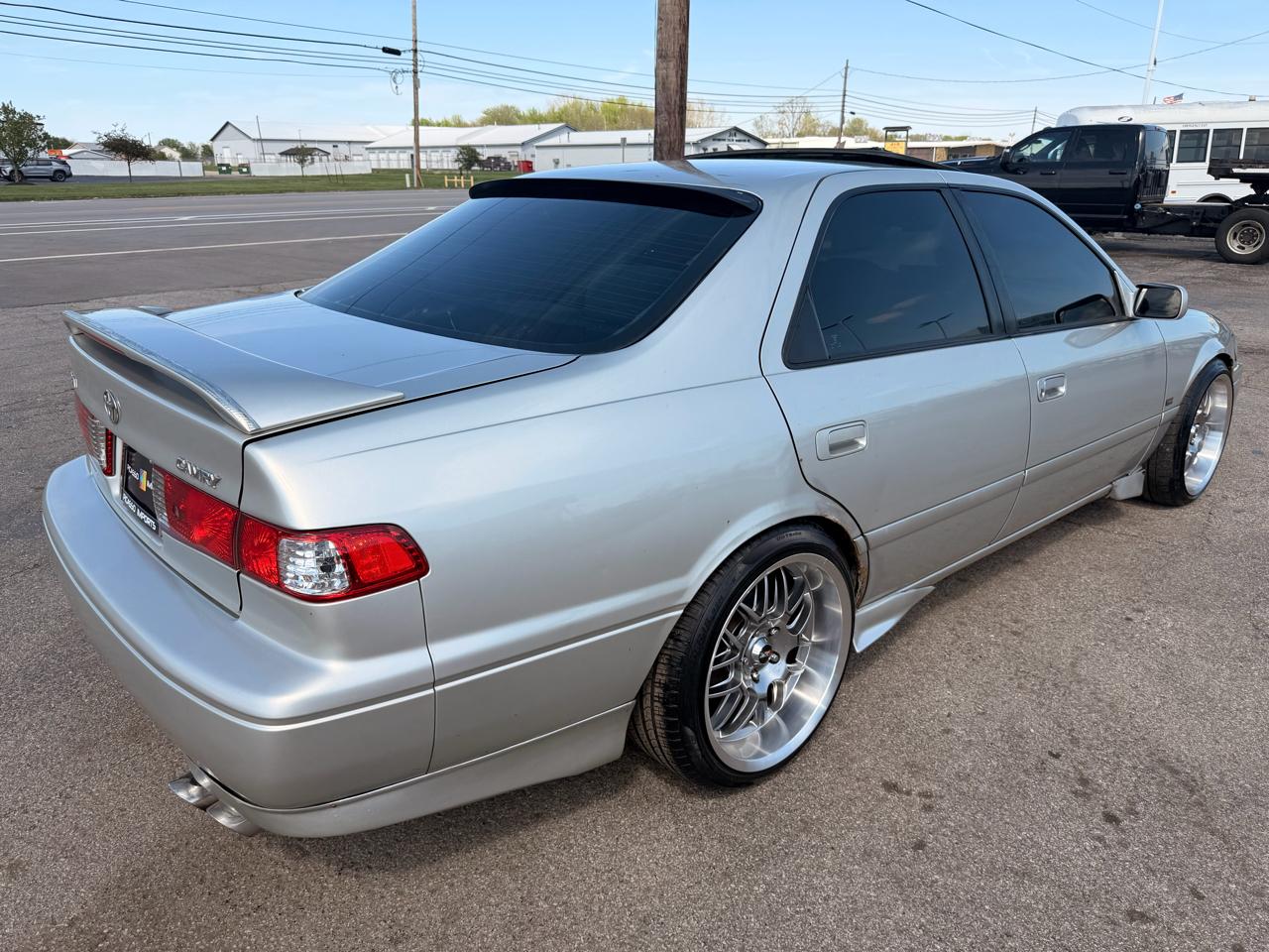 Toyota Camry 4dr Sdn XLE Auto 2000