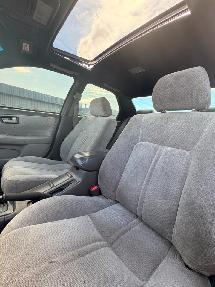 Toyota Camry 4dr Sdn XLE Auto 2000