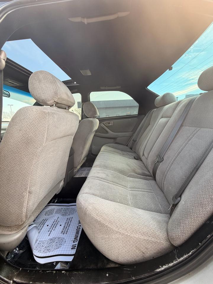 Toyota Camry 4dr Sdn XLE Auto 2000