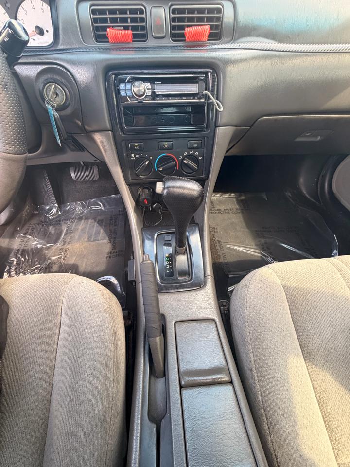 Toyota Camry 4dr Sdn XLE Auto 2000