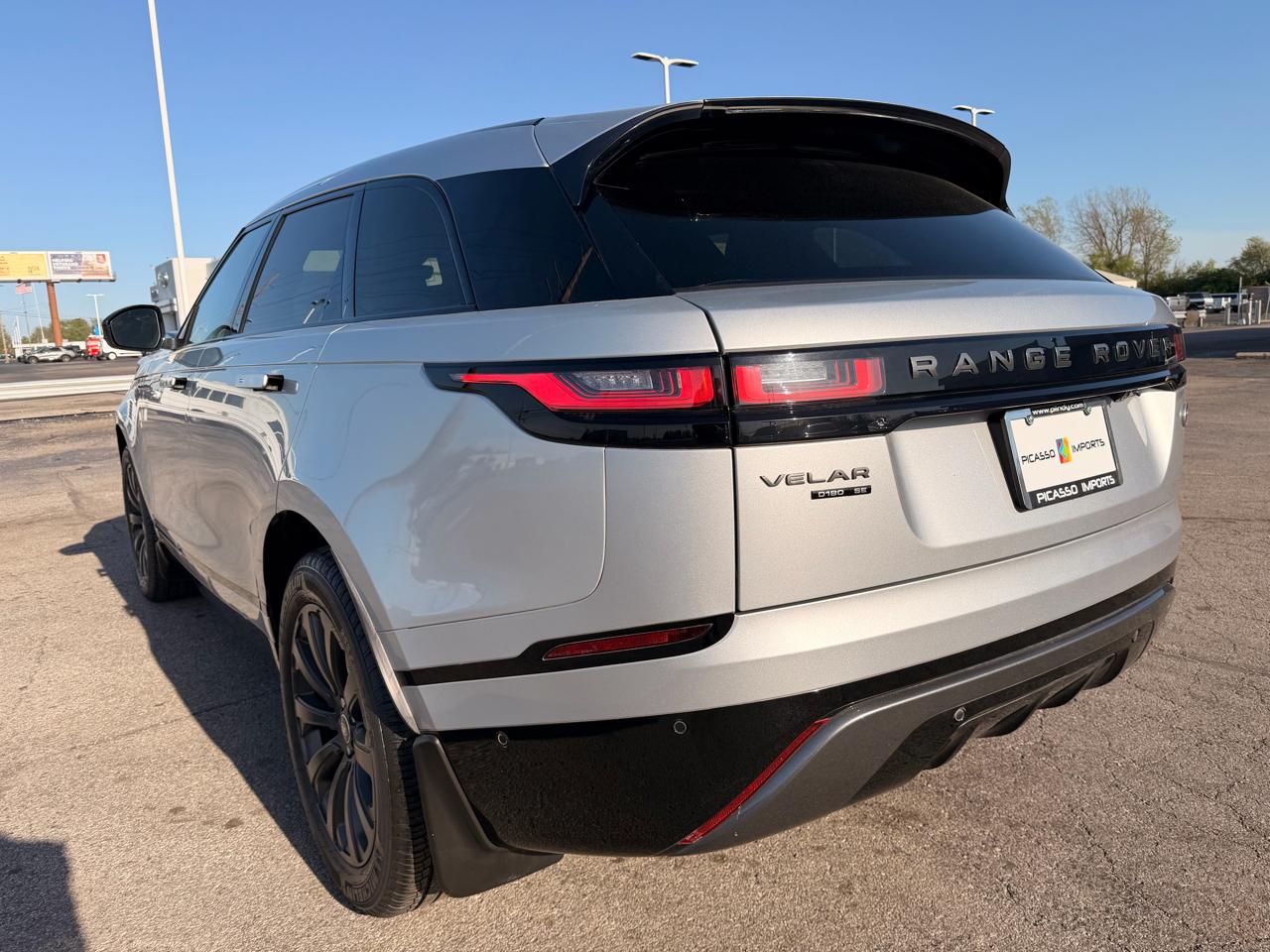 Land Rover Range Rover Velar D180 R-Dynamic SE 2018