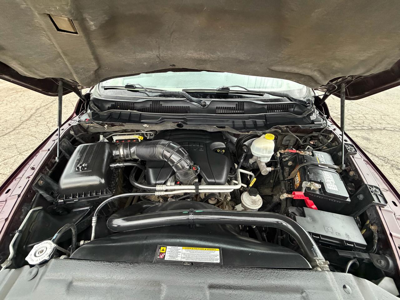 RAM 1500 4WD Quad Cab 140.5" Laramie 2012