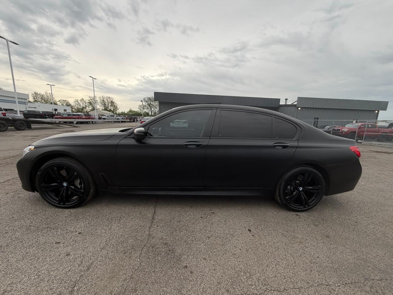 BMW 7 Series 750Li 2018