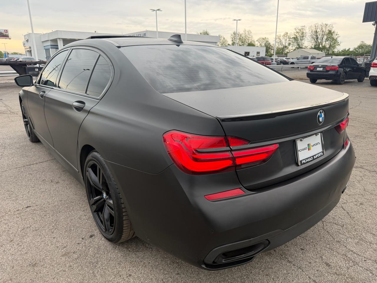 BMW 7 Series 750Li 2018