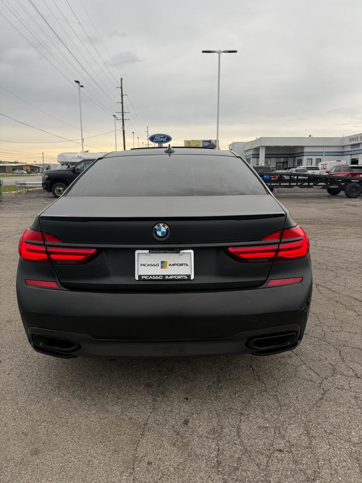 BMW 7 Series 750Li 2018