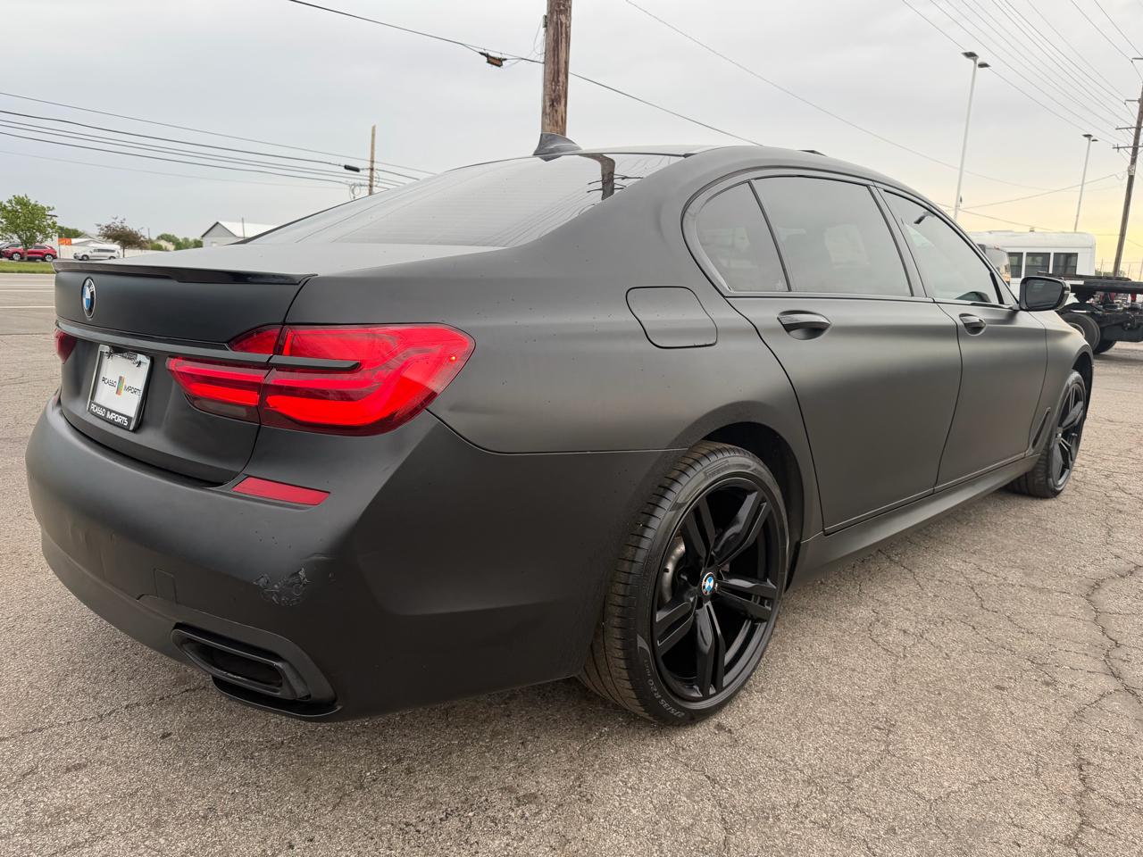 BMW 7 Series 750Li 2018