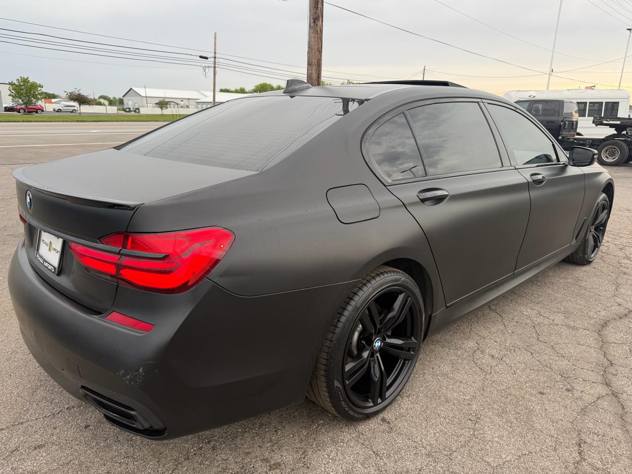 BMW 7 Series 750Li 2018