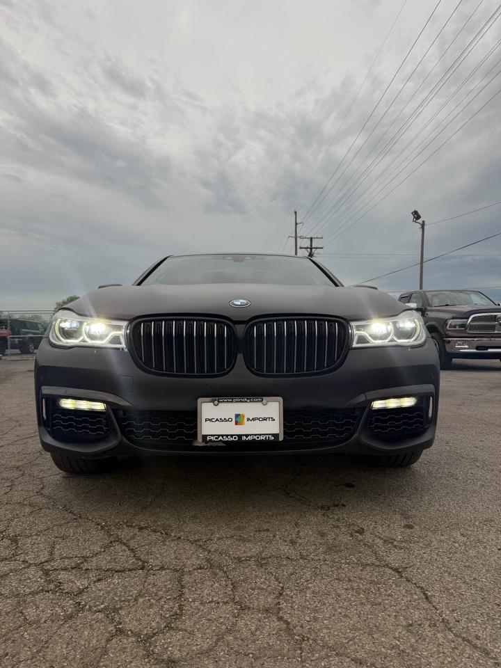 BMW 7 Series 750Li 2018