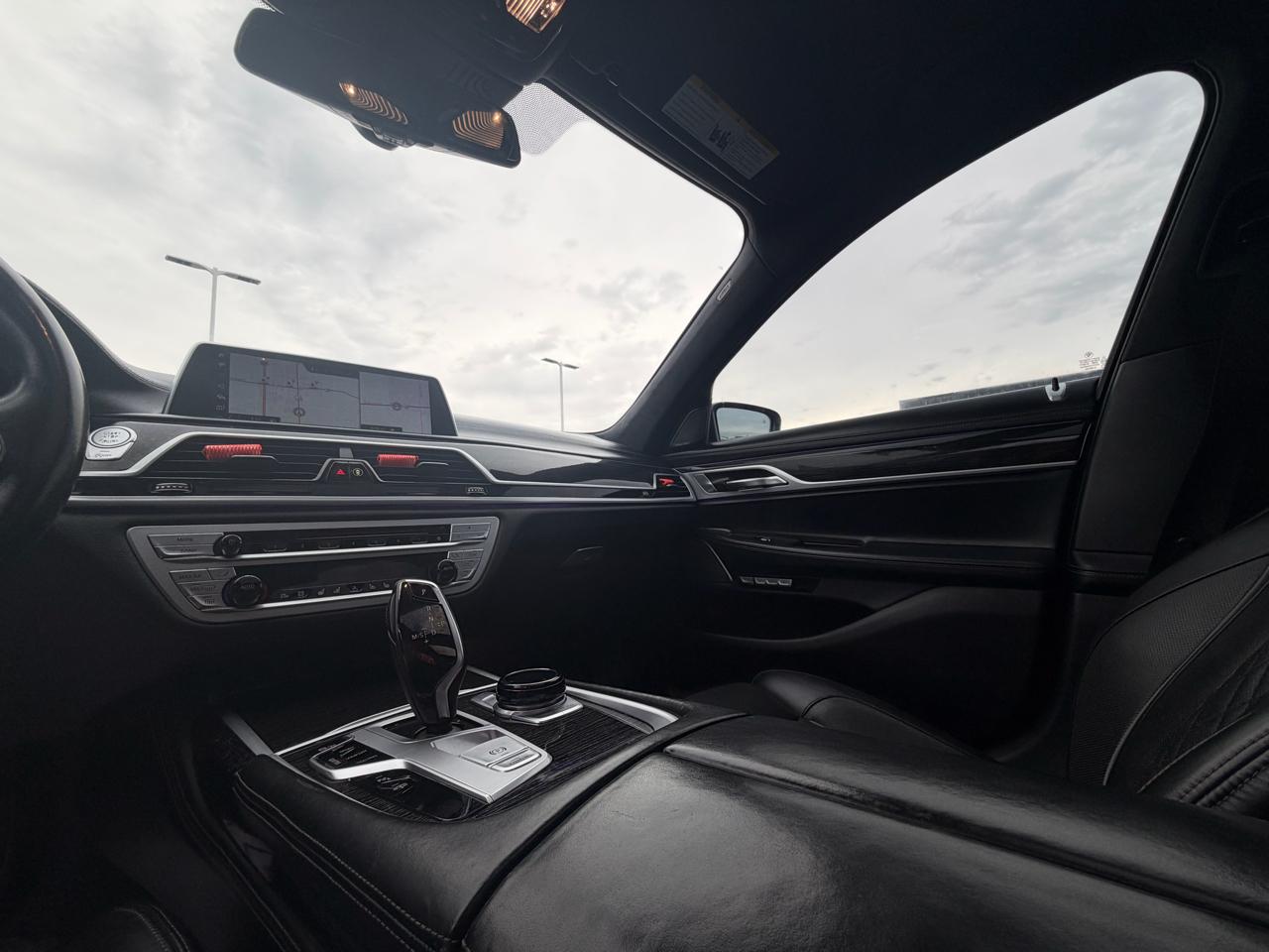 BMW 7 Series 750Li 2018