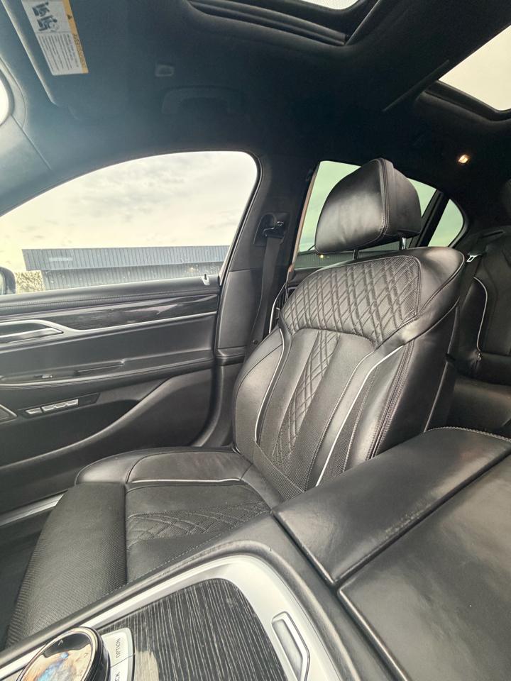 BMW 7 Series 750Li 2018