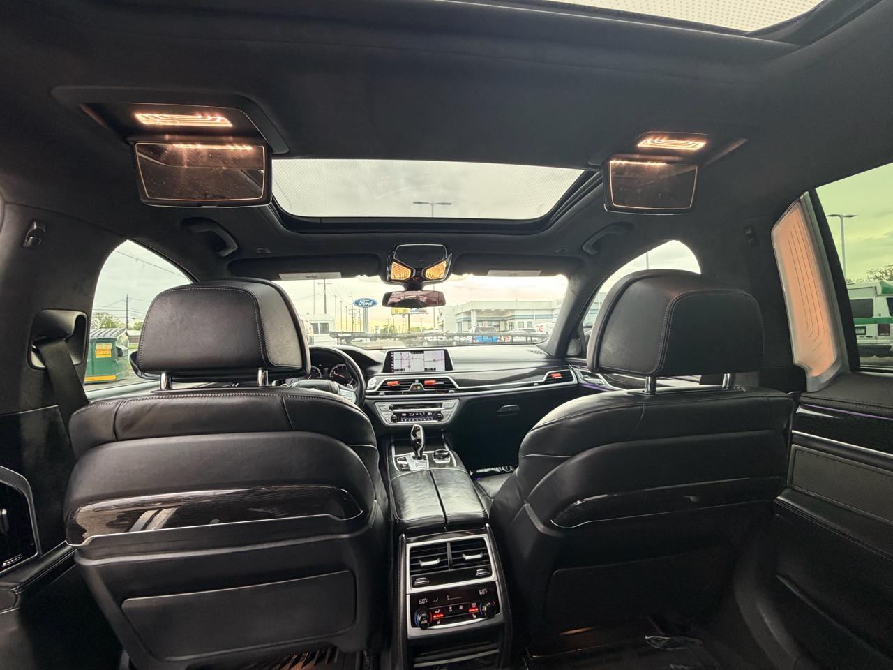 BMW 7 Series 750Li 2018