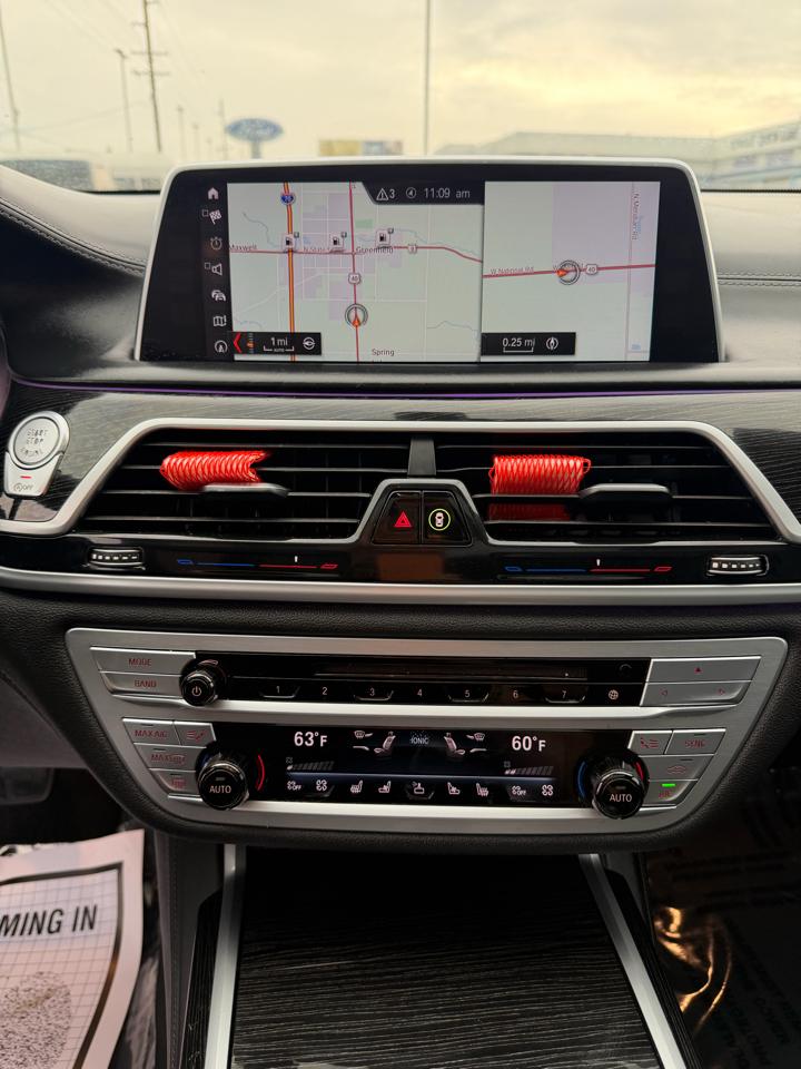 BMW 7 Series 750Li 2018