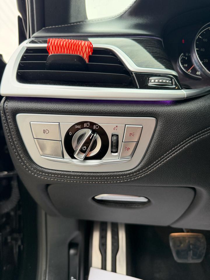 BMW 7 Series 750Li 2018