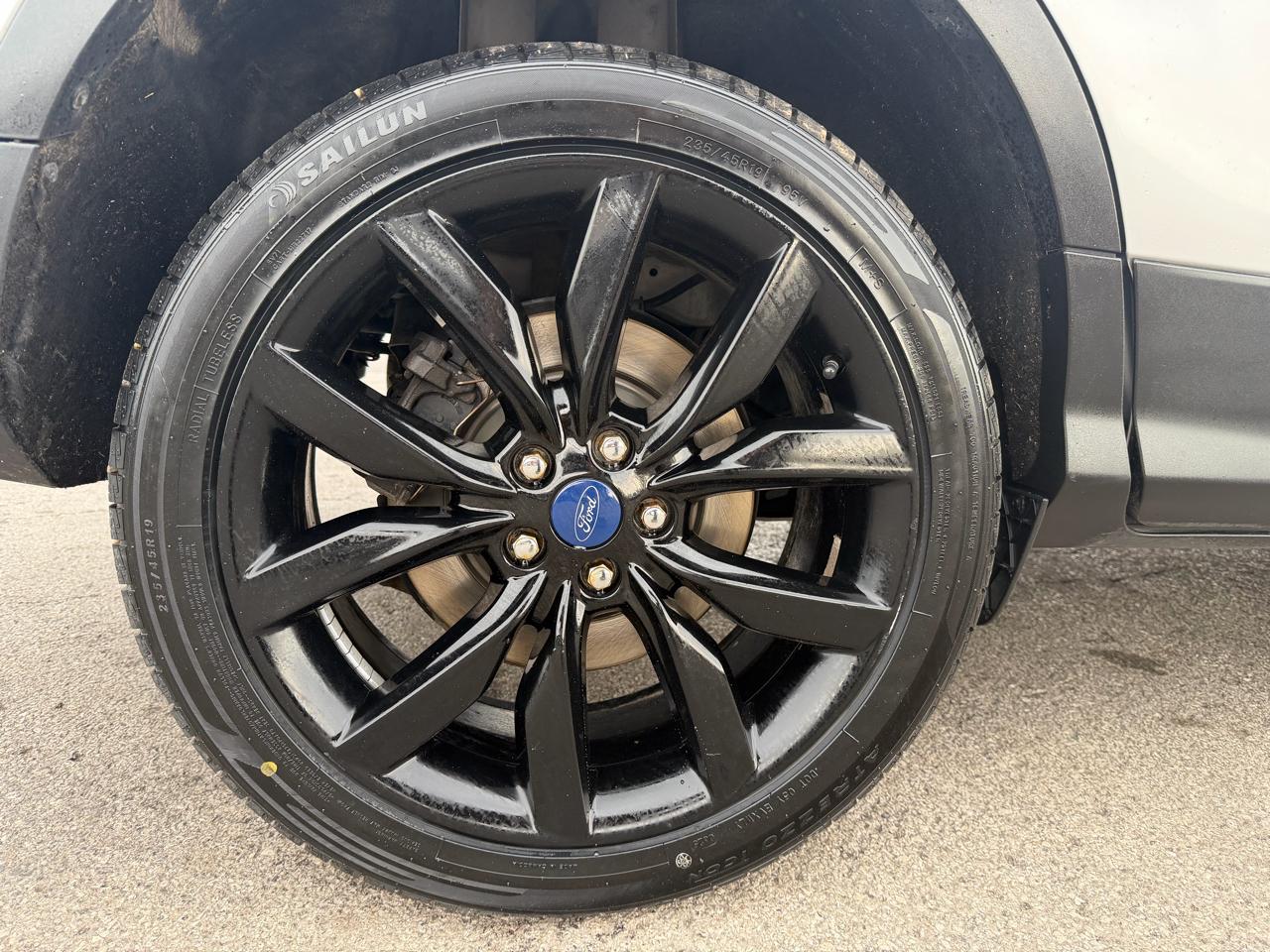 Ford Escape SE 4WD 2017