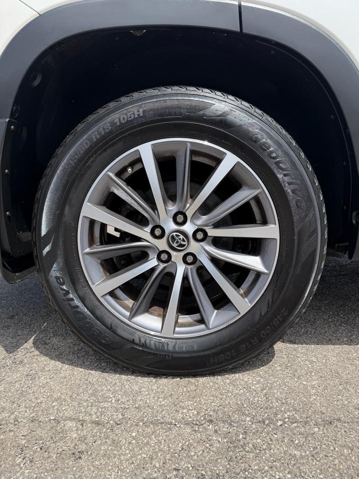 Toyota Highlander XLE V6 AWD (Natl) 2019