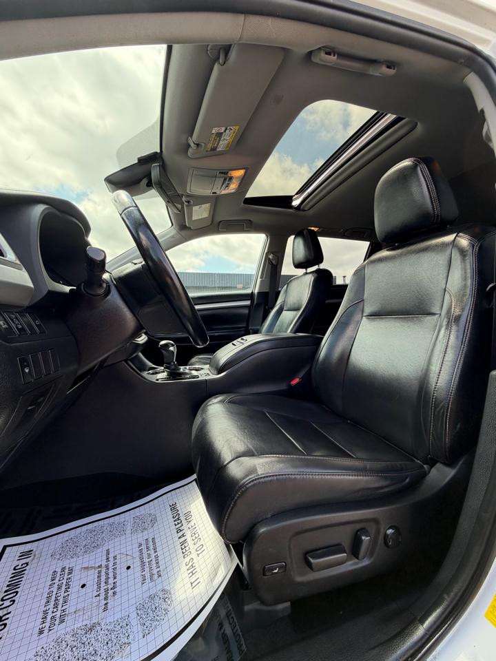 Toyota Highlander XLE V6 AWD (Natl) 2019