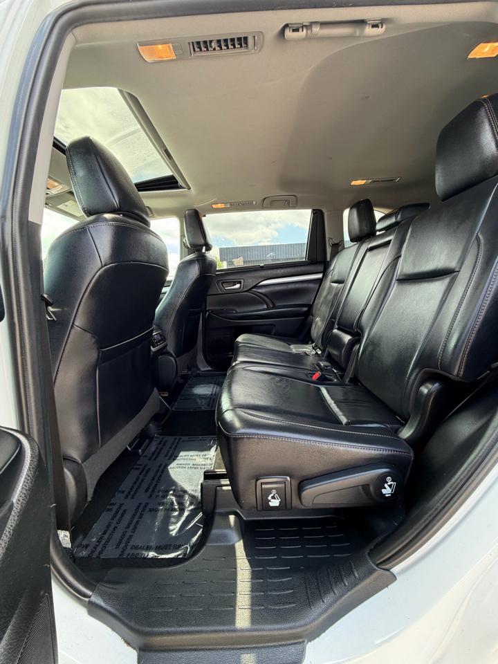 Toyota Highlander XLE V6 AWD (Natl) 2019