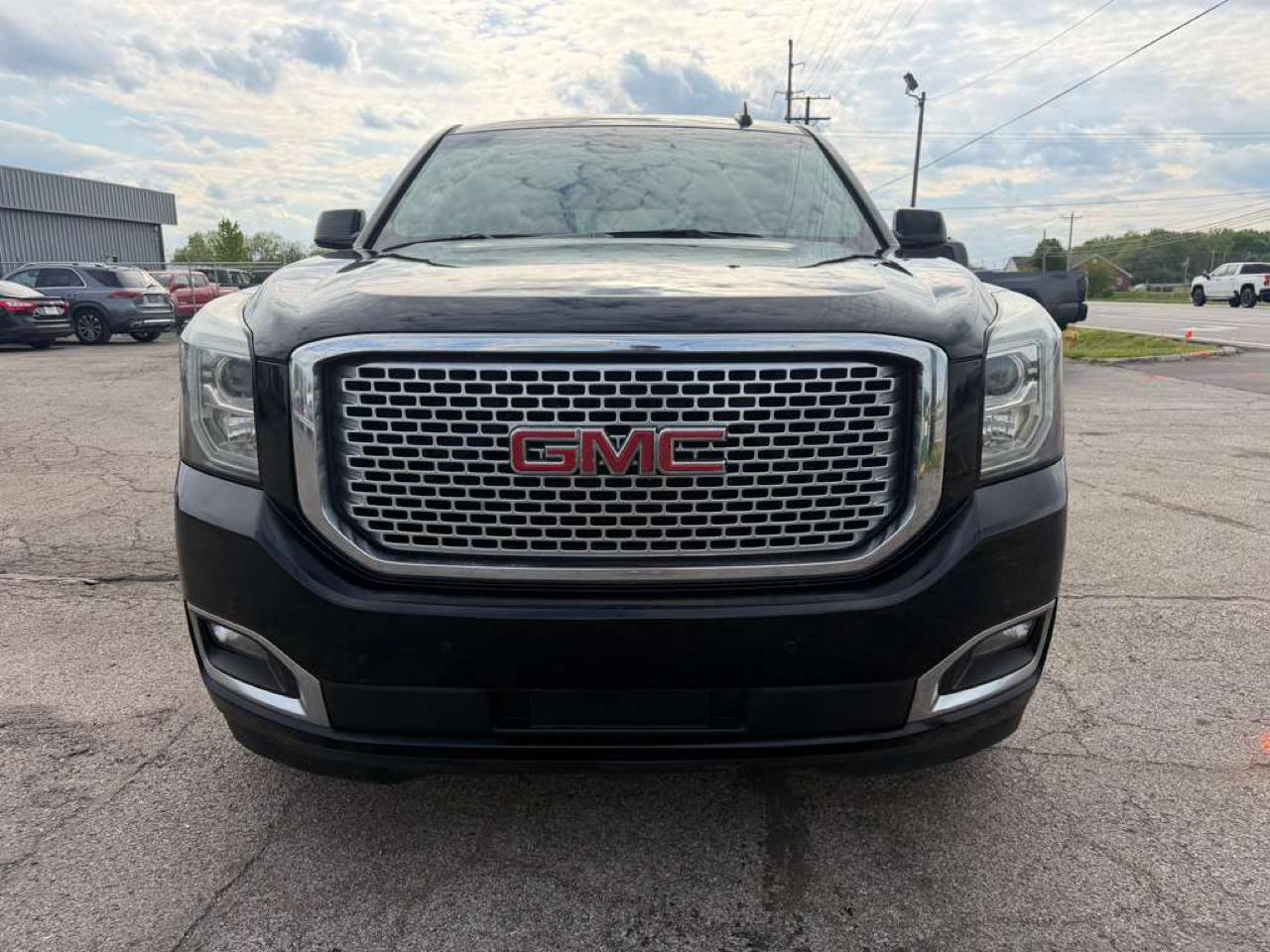 GMC Yukon 4WD 4dr Denali 2016