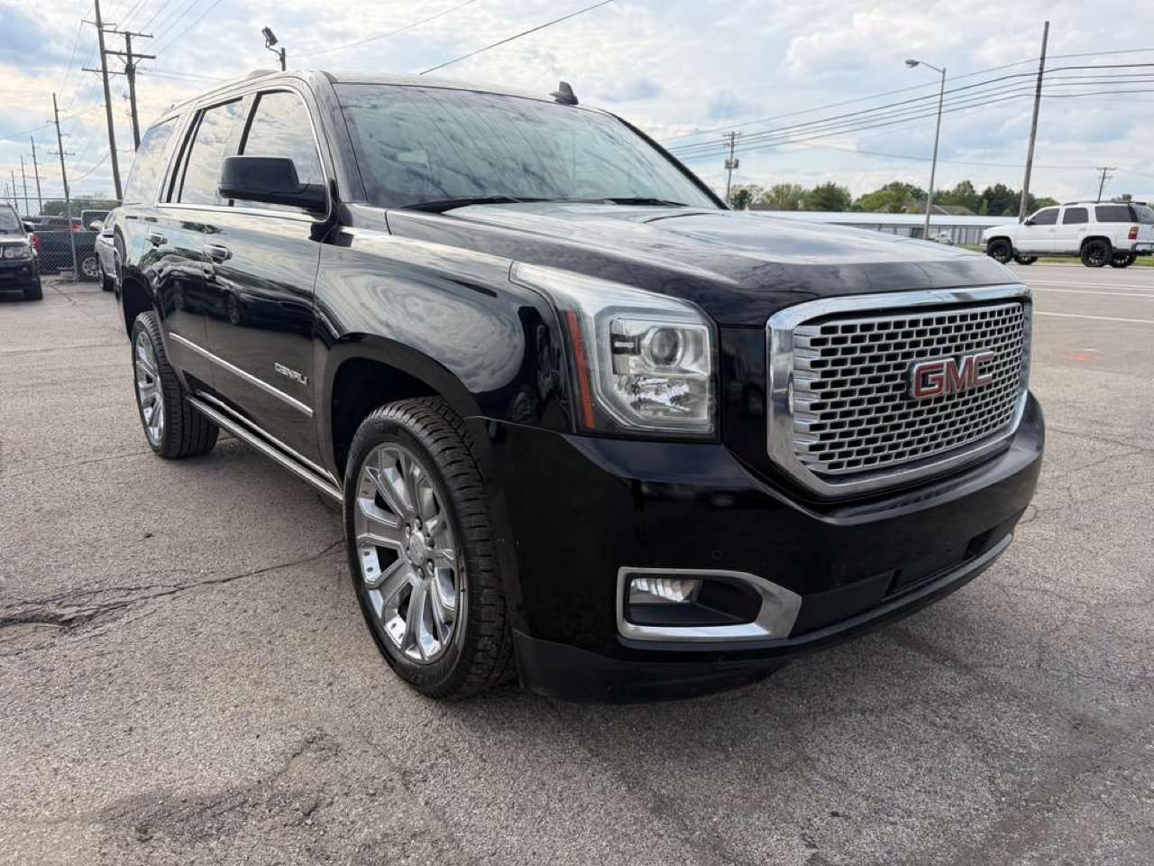 GMC Yukon 4WD 4dr Denali 2016