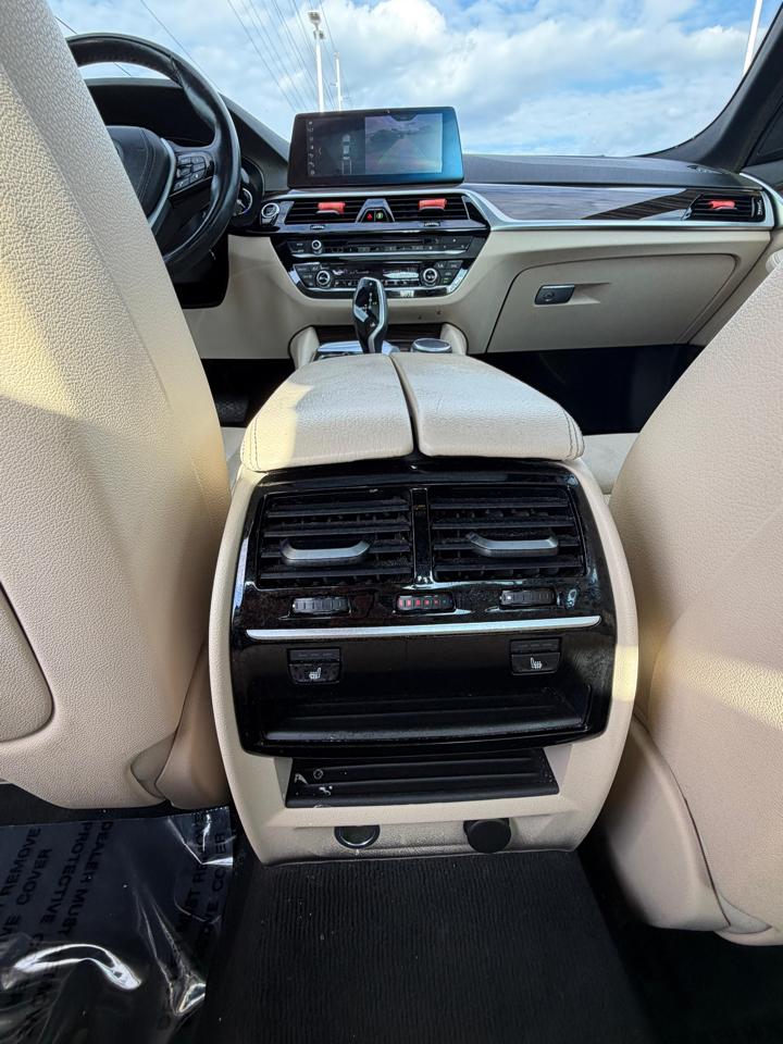 BMW 5 Series 530i xDrive Sedan 2019
