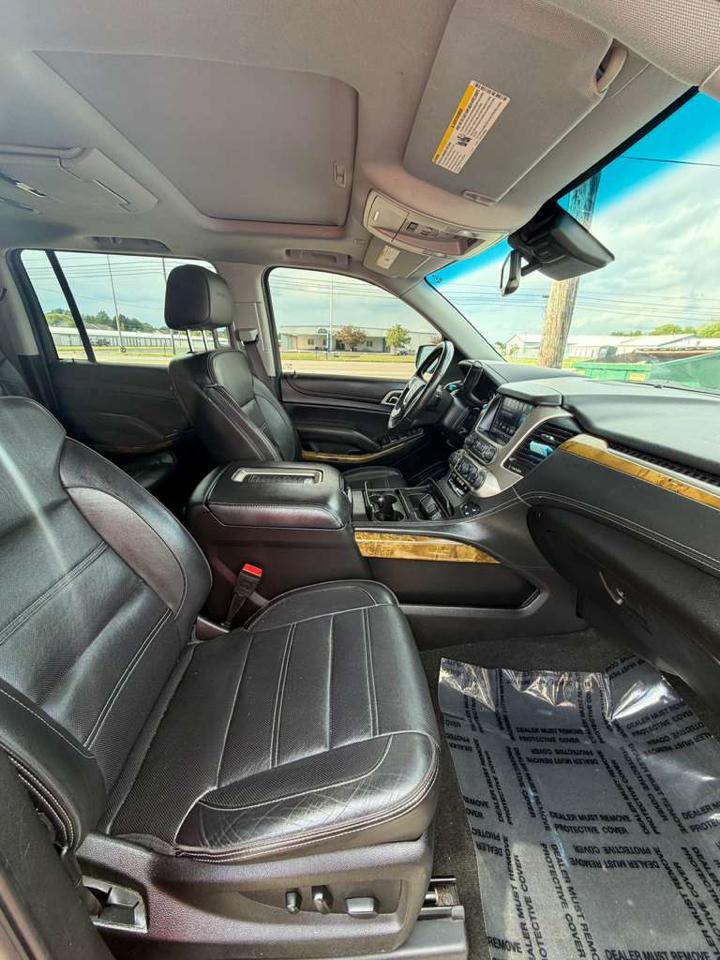 GMC Yukon XL 4WD 4dr Denali 2017